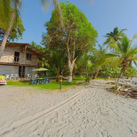 Las Cabanas De Mario Necoclí Екстериор снимка